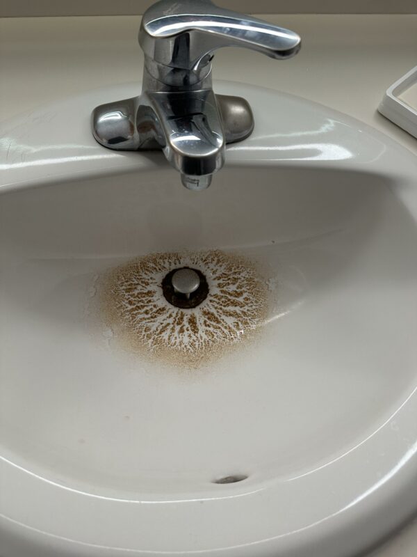 Asidik Su Nedir ve Nasıl Arıtılır?